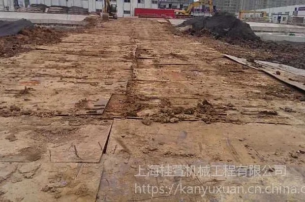 阜阳界首钢板出租,楼面吊车施工,钢板铺路,路基钢板大量供应
