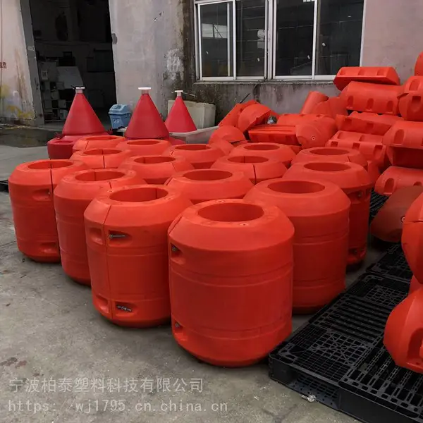 外直径1.1米海洋疏浚工程浮体 PE套管浮漂介绍
