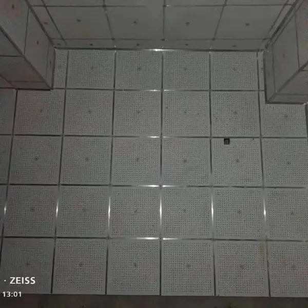 ���׹���Ƹ��ϰ� ǽ����������� 600*600 ����ѧУ���׸�����
