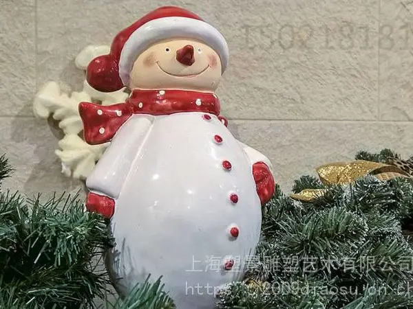 上海玻璃钢动漫雪人雕塑 彩绘卡通雕塑商场装饰订制