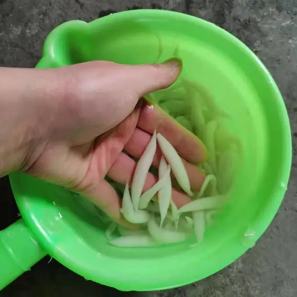 湖北特色小吃凉虾机器 柔软清甜米凉鱼机器