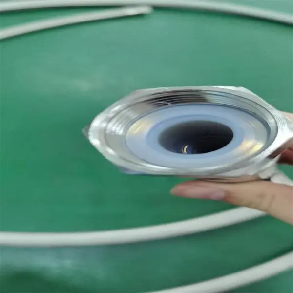 盛龙 食品级特氟龙软管溶液处理耐高温不易老化脆化管钢丝编织管