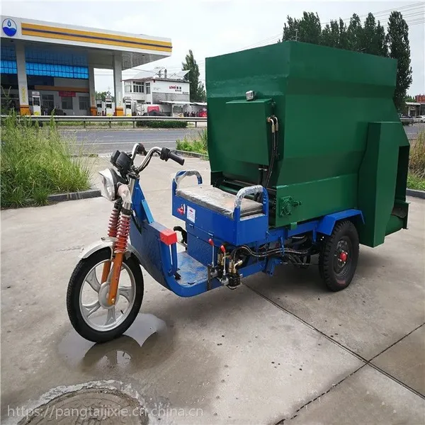 节省饲喂成本的喂料车 按要求定做撒料车型号