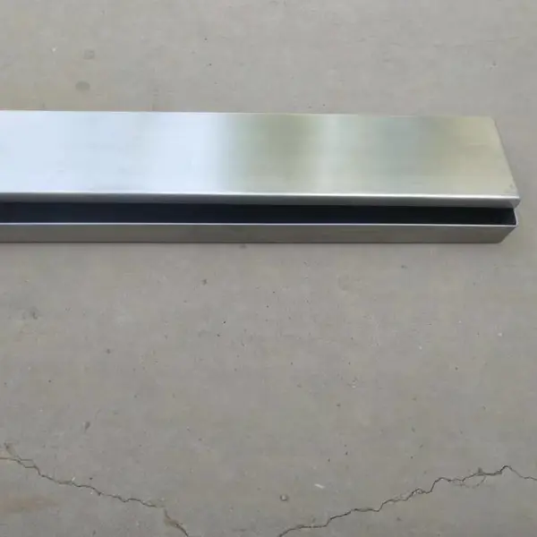 深 圳金机箱加工 折弯 焊接 冲压 不锈钢盒子箱子箱体 钣金加工规格定制