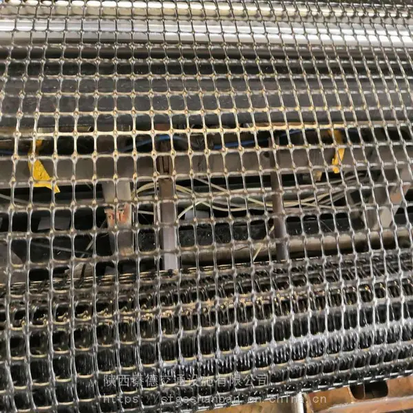 陕西西安双向拉伸土工格栅-路基增强用塑料土工格栅-矿山双抗网塑钢土工格栅
