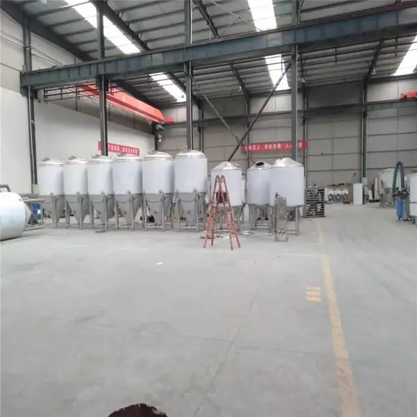 生产啤酒的设备多少钱 啤酒厂设备厂家直销