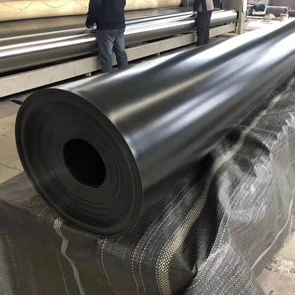0.8mmˮ����ֳ����Ĥ���ص� ����HDPE����Ĥ����
