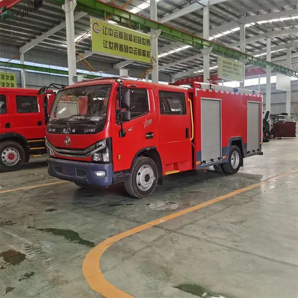 9吨消防车 水罐救援车 厂区灭火应急消防 后门装防火卷帘门