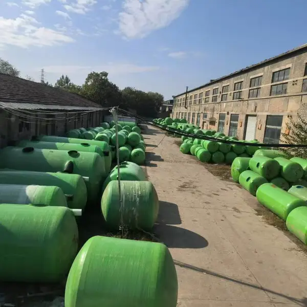 渭 南澄 城县玻璃钢化粪池20立方 缠绕三格式一体成型玻璃钢化粪池