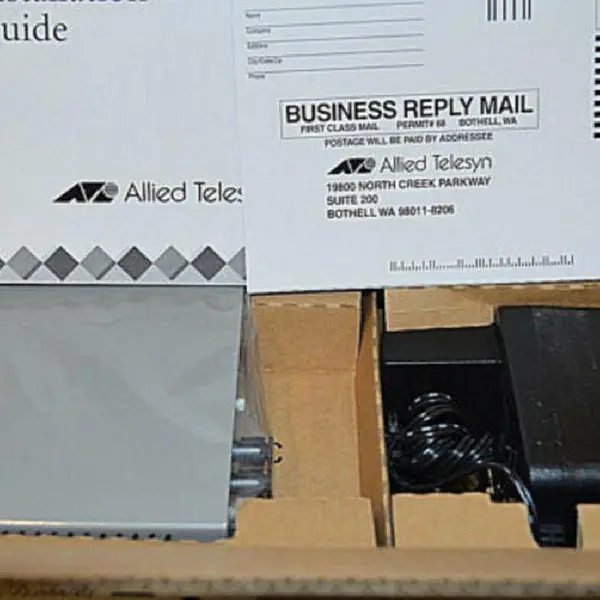 AT-MC1008/SP 1000TX-SFP AUI ������ ǧ�׽���ת����