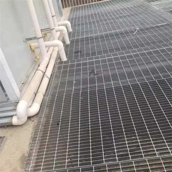 地下停车场镀锌沟盖板 平台钢格板 防滑格栅板