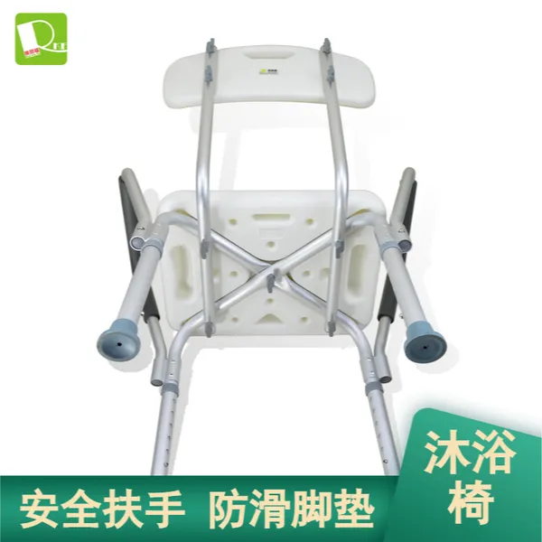 ���˲м����и�����ת��ȫ��ԡ�� ���ִ��ŵ�