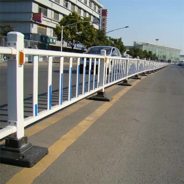 反光标市政护栏 路中防护栏 城市道路护栏