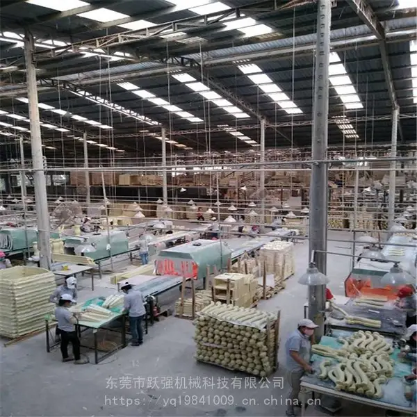 性能稳定的发泡家具自动喷砂机_万福阁仿木发泡家具喷砂机_实木家具喷砂机