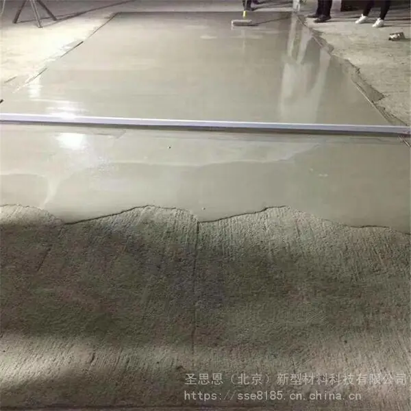 仙桃不用再去水泥路面修补料了,一次修补,当天通车,快速坚固!
