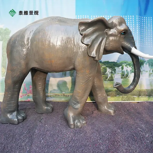 大象摆件园林景观雕塑玻璃钢幼儿园户外卡通动物商场店门口装饰品