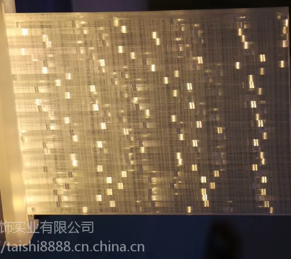 亚克力钻石板雕刻工艺里面条子摆放花纹路