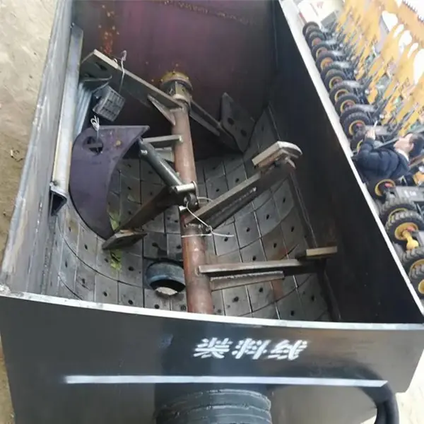贵阳市铲车安装搅拌斗厂商报价搅拌装载机出厂价供应