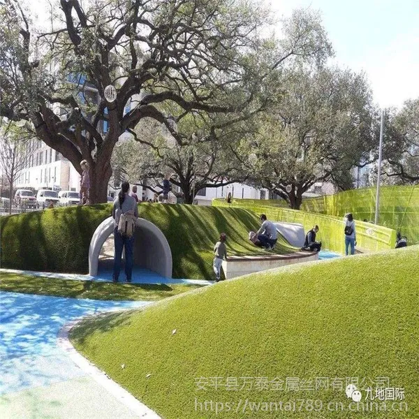 运动场草坪批发 加密仿真绿植 仿真草皮