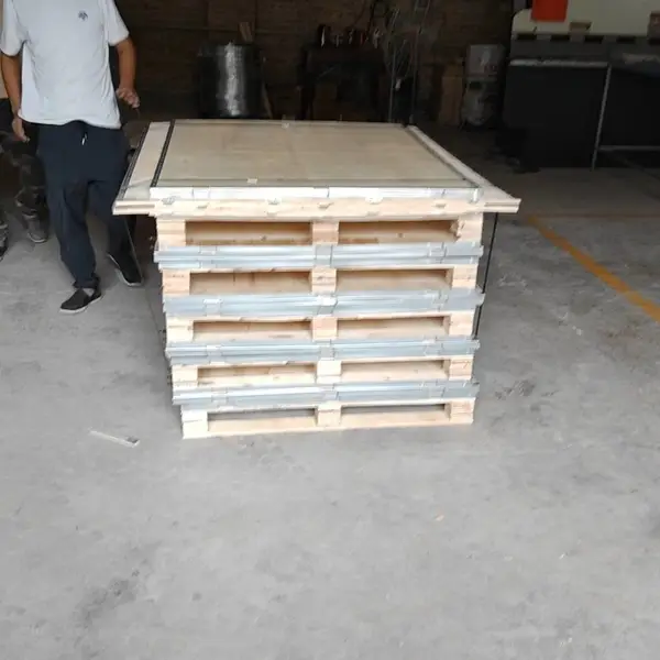 免熏蒸钢边箱 商场展示包装 钢边箱厂家 尺寸非标定制