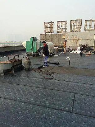 供应西安康美SBS-4改性沥青屋面防水堵漏工程