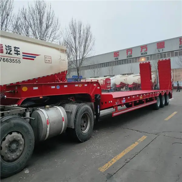 13米工程机械运输半挂车 低平板运输半挂车 大件运输低平板挂车