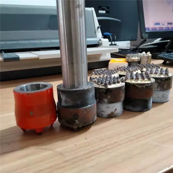 ������ëͷ ���İ���ëͷ ��ëͷ��ëͷ ����