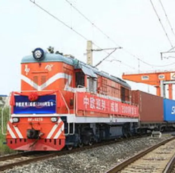 中欧铁路 中国郑州到格鲁吉亚第比利斯出口饺子机 国际铁路运输