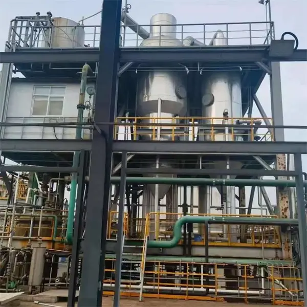 出售二手2吨钛材3效强制循环蒸发器 污水处理蒸发器 安装调试