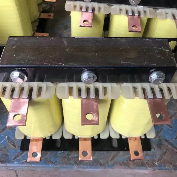 鲁杯电气出线电抗器OCL-450KW-1000A 改善电网质量 提高功率因数
