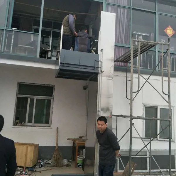 威海市升降平台 启运研发升降电梯 残疾人爬楼设备 无障碍电梯