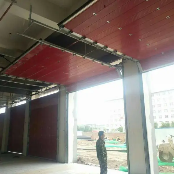 电动工业滑升门 厂房车间用提升门 不占用室内空间 运行平稳