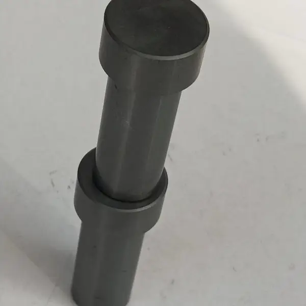 无压烧结碳化硅轴套的自润滑性能比反应的要好更耐腐蚀耐磨损