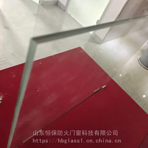 ��Ƭ��������c������������������Ŵ���Ļǽ���ϵ�