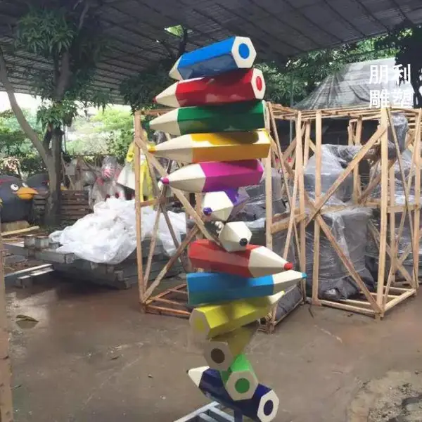 钢笔雕塑厂家 村标概念 烤漆钢笔雕塑厂家