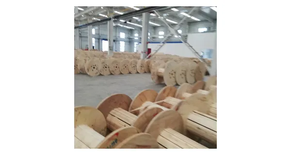 �½�����ͨ�Ź����̾�*** ����Ի� �������˻���ľ��Ʒ��Ӧ