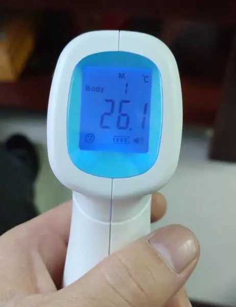额温枪 红外线温度计 测温仪 体温 LCD液晶显示屏 背光源工厂直供