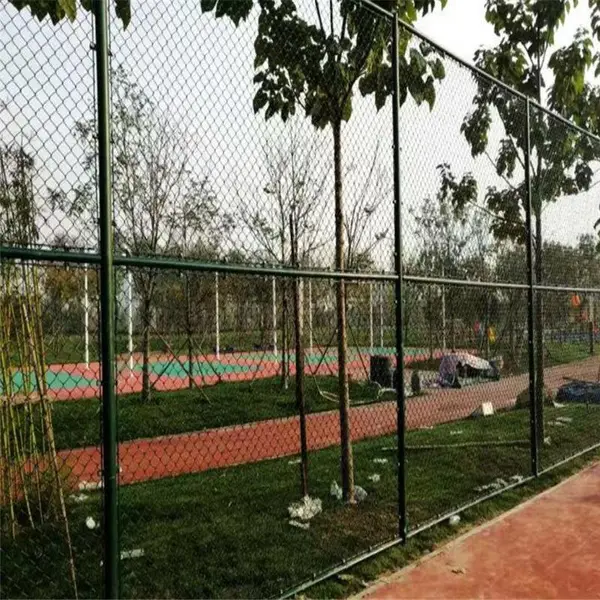 江苏无锡篮球场地浸塑围网 球场防护网 球场护栏网 室外场地围网厂