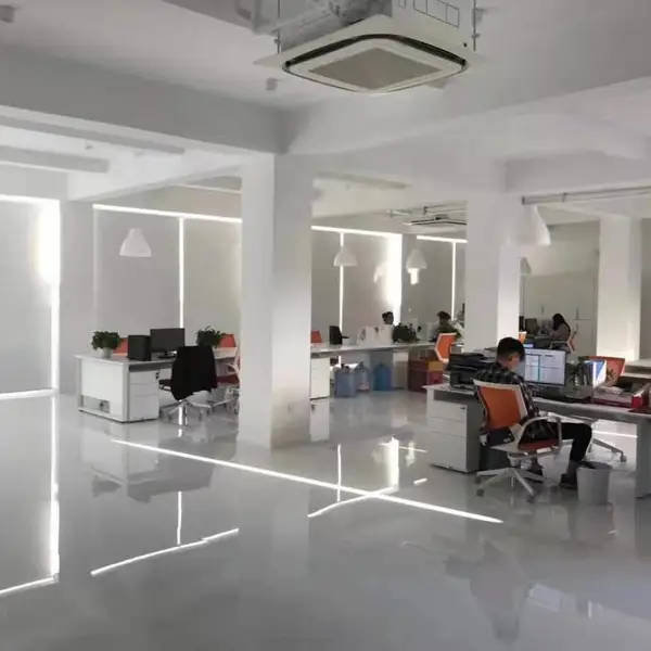 ����ң�ش��� ȫ�ڹ��ͶӰ ����LOGO