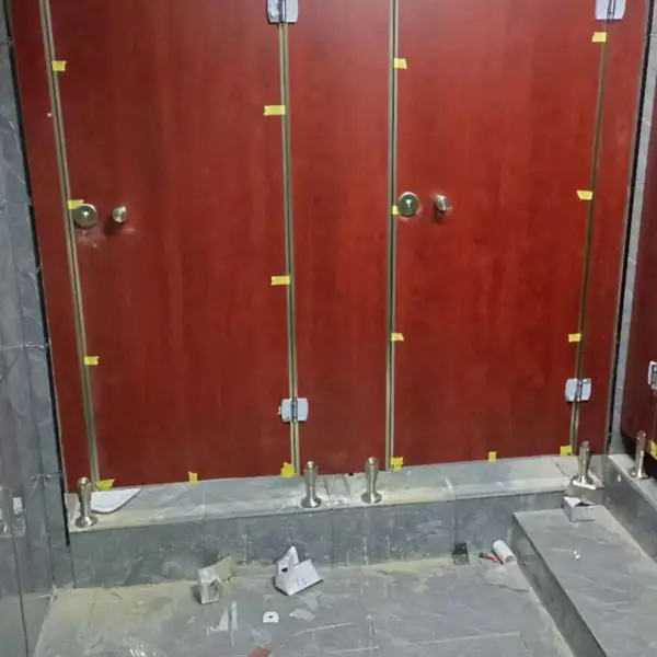 德州陵城区奥克利抗倍特卫生间隔断力主潮流衣帽间隔断演绎精彩