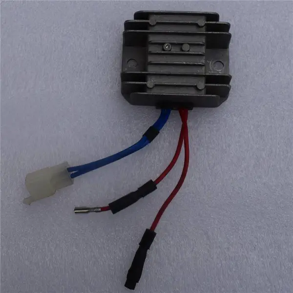 润通R670双缸汽油机稳压器 22马力双缸汽油机调压器