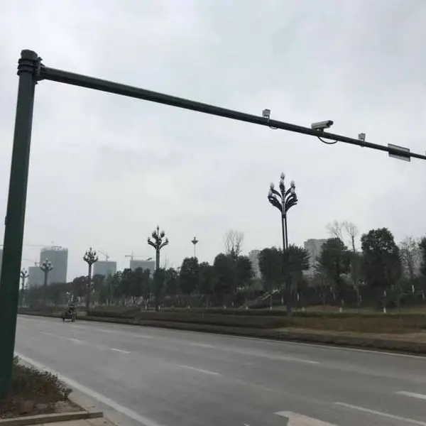 路灯厂家安装-交通信号灯杆-支持定制-怡能智造