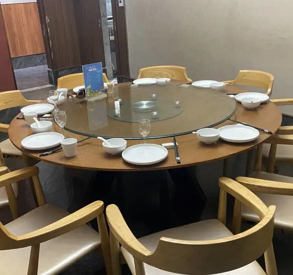 圆弧防撞 包厢圆桌 加厚框架承重强商用久用不坏