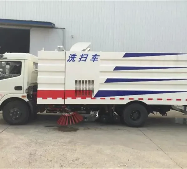 厂家直销 东风大多利卡洗扫车
