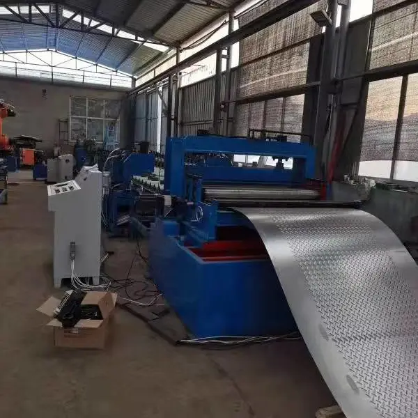 电动三轮车底板一体成型设备DH80-38承接各种车厢底板成型设备