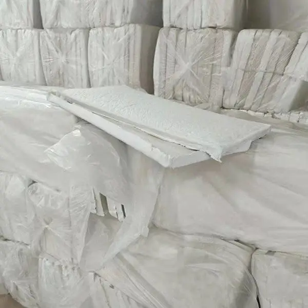 昆明复合硅酸盐板厂 耐火保温材料 保温棉 轻质柔软方便施工
