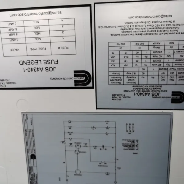 Custom Controls Company 空调 Model: CY36-C2-G-2-0 0
