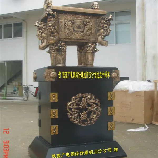 西安开业大摆件长城马 根雕*** 特大鼎 制作厂家