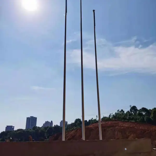 鸿邦 深圳学校旗杆,4S店旗杆,工地项目部旗杆安装