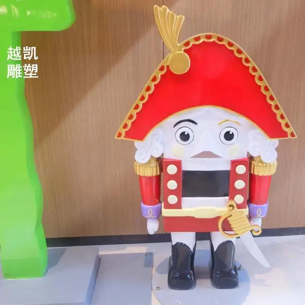 城市扑克雕塑供应商 定制扑克牌雕塑 扑克雕塑创意